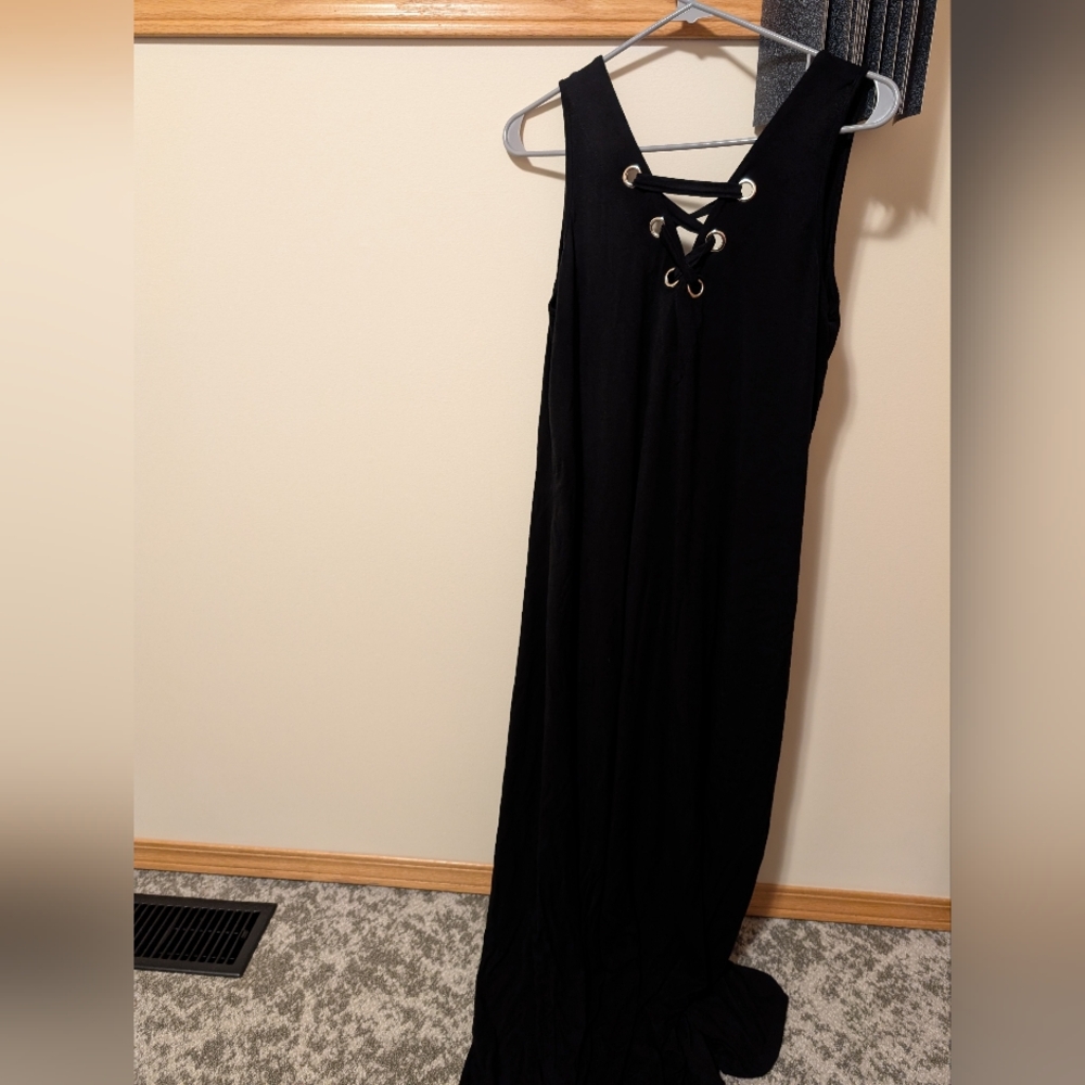Reitmans Black Maxi Dress with Lace-Up Detail